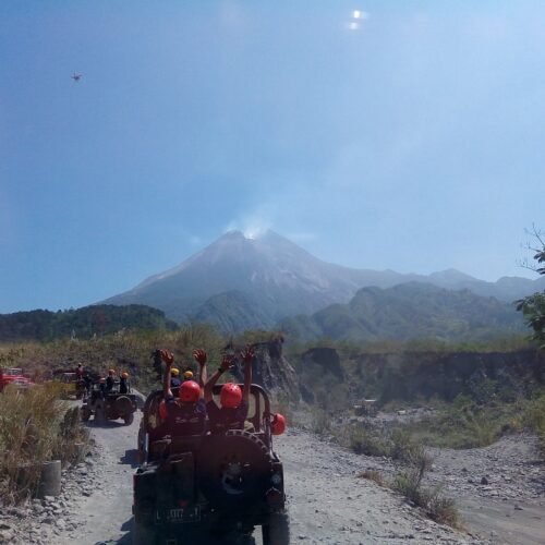 Conquering the Kalikuning River: The Ultimate Challenge on a Merapi Tour